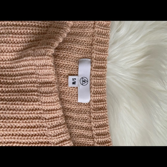 Cropped off the shoulder sweater - Picture 2 of 2